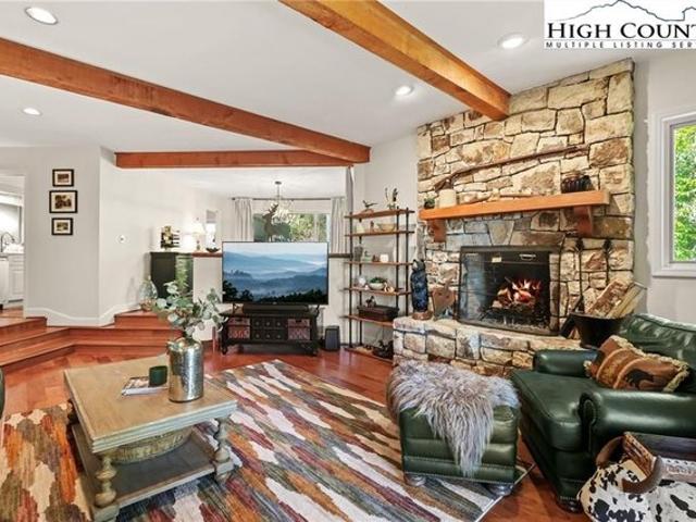 Condo for sale in Avery, North Carolina
