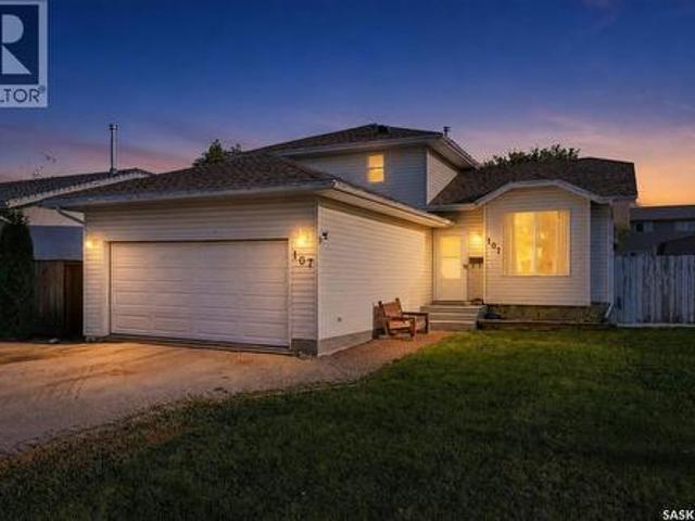 House for sale in Saskatoon, Saskatchewan