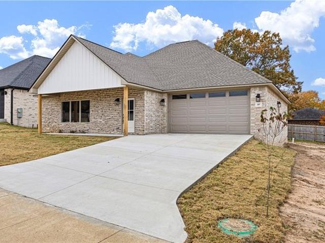 House for sale in Ark