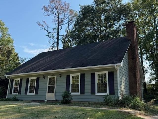 House for sale in Taylors, South Carolina