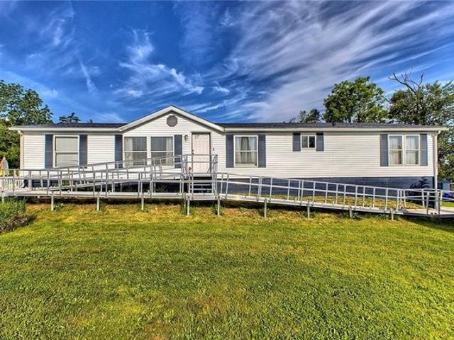 House for sale in Mount Pleasant, Pennsylvania