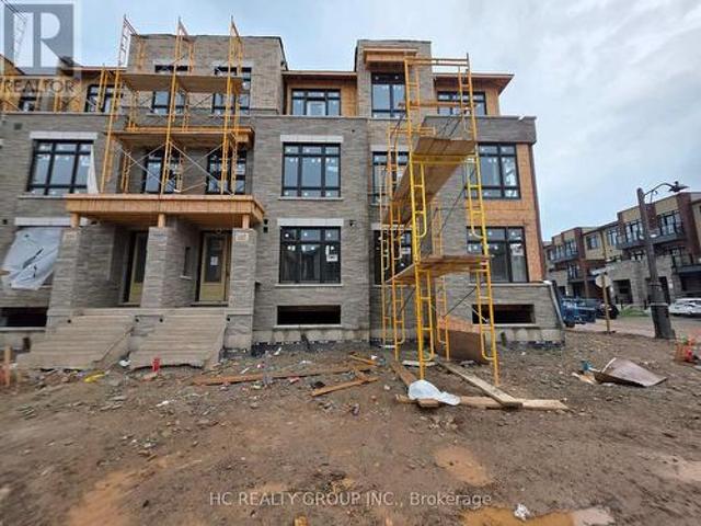 House for sale in Oakville, Ontario