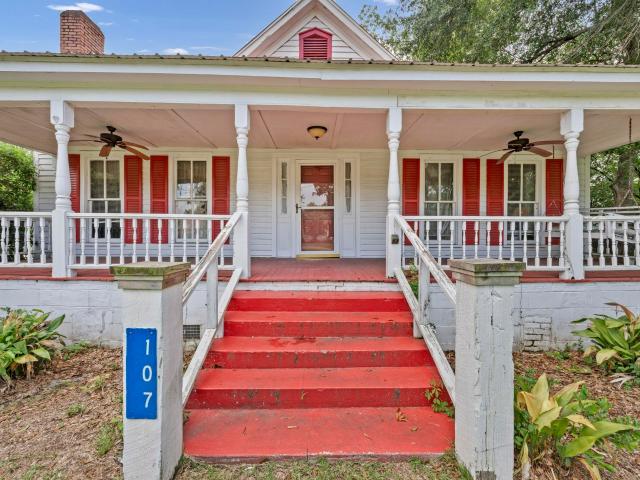 House for sale in North, South Carolina
