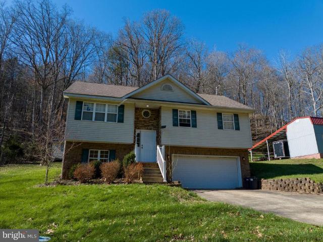 House for sale in Eleanor, West Virginia
