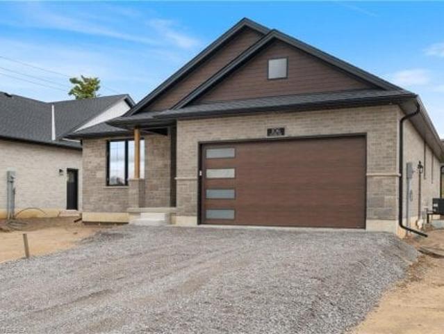 Property for sale in Simcoe, Ontario