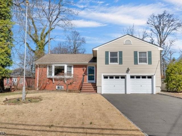 House for sale in Summit, New Jersey