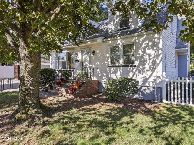 House for sale in Westbury Park, Woodbridge Township