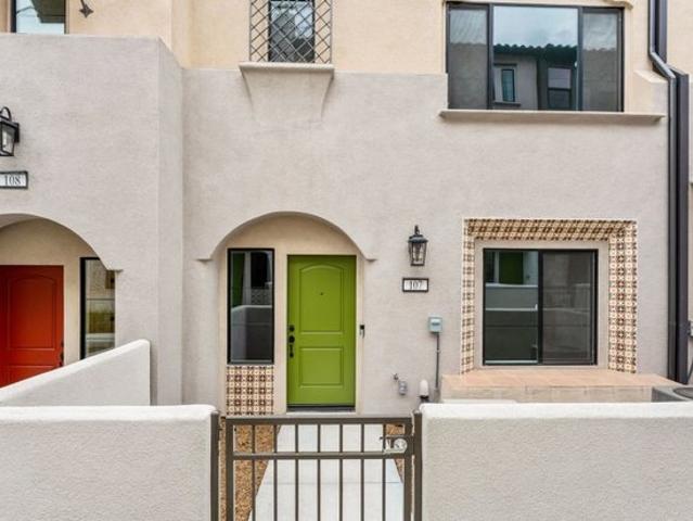 Townhouse for sale in Burbank, California