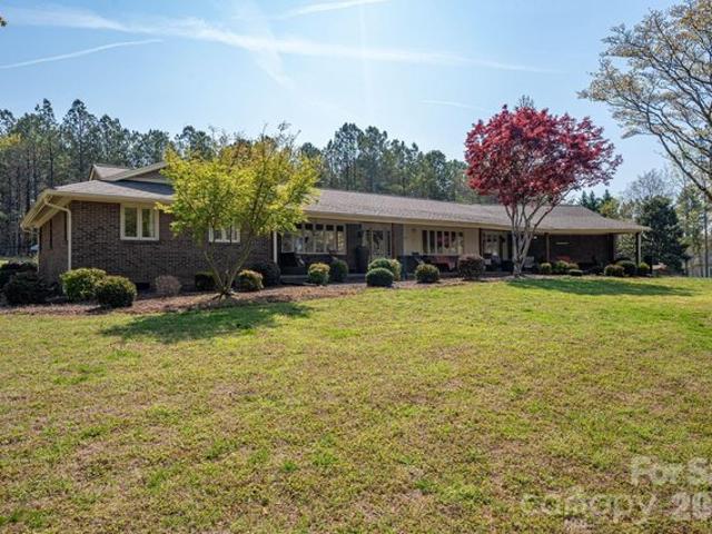 House for sale in Grover, North Carolina