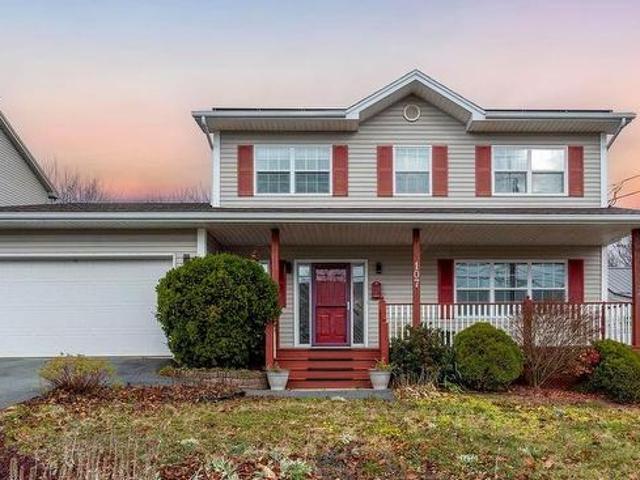 House for sale in Dartmouth, Nova Scotia