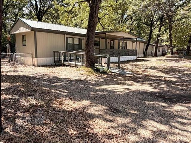 House for sale in Henderson, Texas