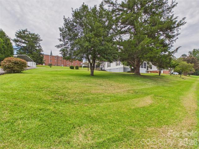 House for sale in Rhodhiss, North Carolina