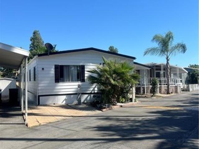 House for sale in Santa Ana, California