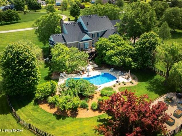 House for sale in Simpsonville, Kentucky