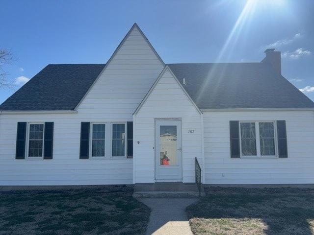 House for sale in Irvington, Illinois