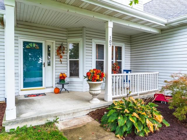 House for sale in Downs, McLean County