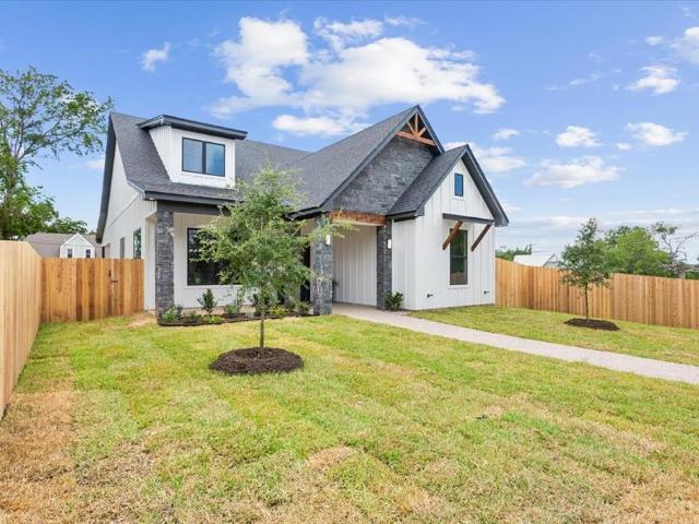 House for sale in Riesel, Texas