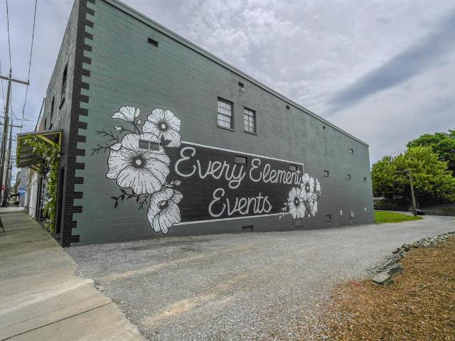 Commercial for sale in Edmonton, Kentucky