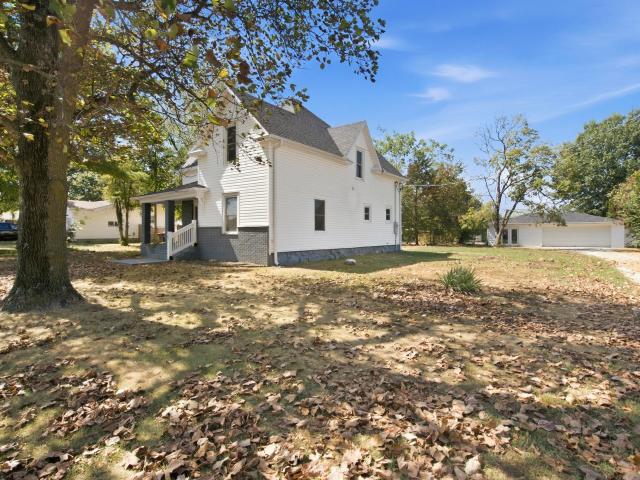 House for sale in Original Town of Clever, Clever