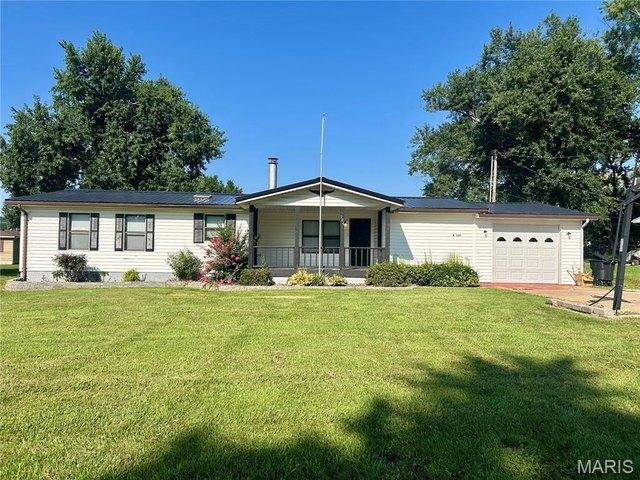 House for sale in Pilot Knob, Missouri