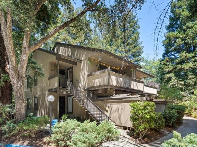 Condo for sale in Cotati, California