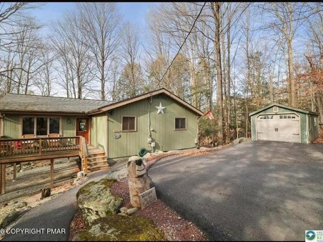 House for sale in Lake Ariel, Pennsylvania