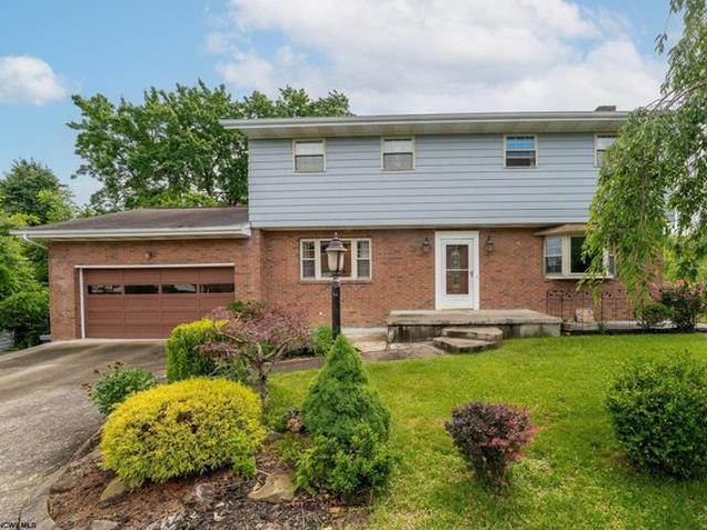House for sale in Morgantown, West Virginia