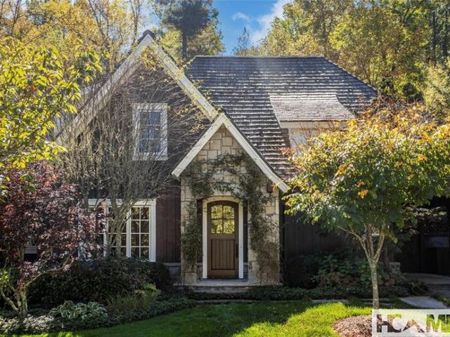 House for sale in Highlands, North Carolina