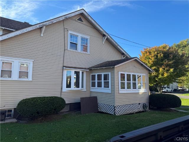 House for sale in Village of North Syracuse, Town of Clay