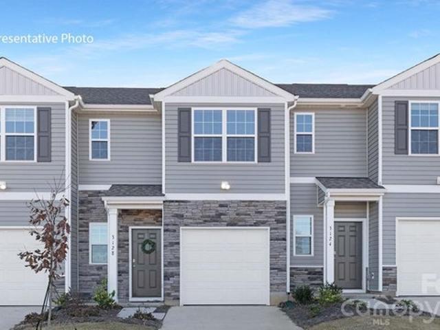 Townhouse for sale in Troutman, North Carolina