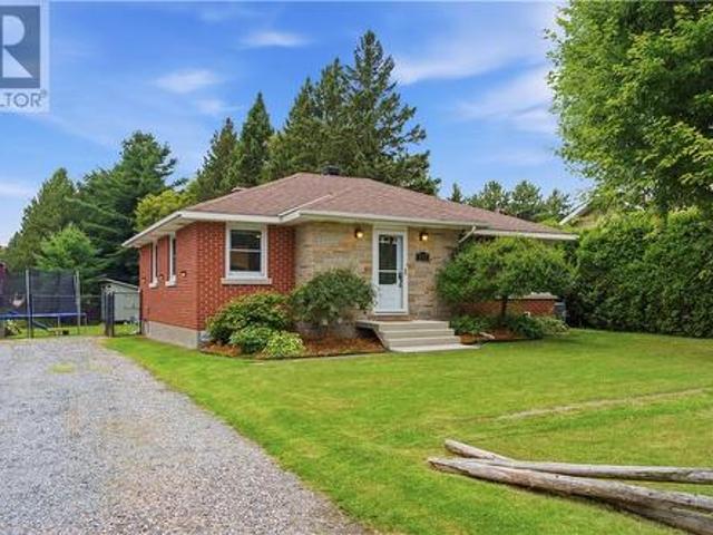 House for sale in Wanup, Ontario