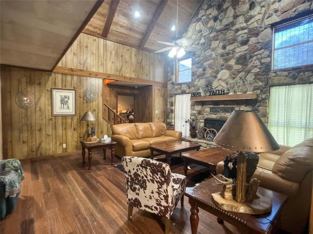House for sale in Whitney, Texas