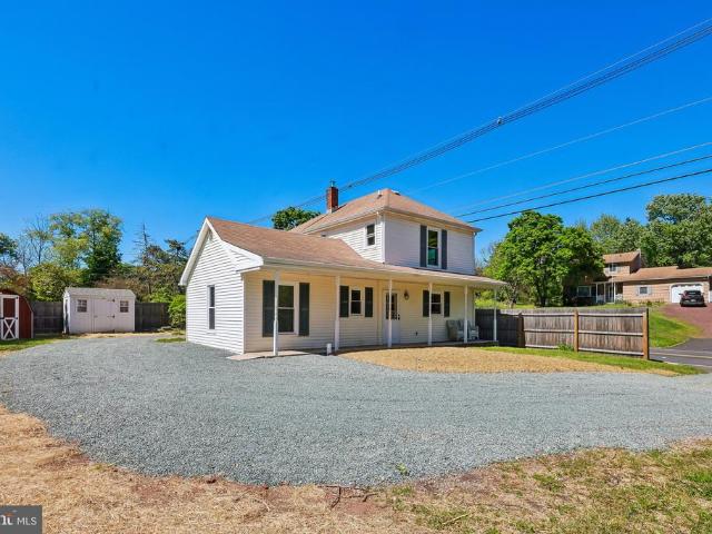 House for sale in Neshanic Station, New Jersey
