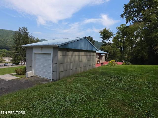 House for sale in Wallsend, Pineville