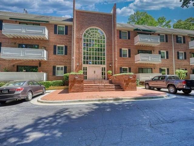 Condo for sale in Decatur, Georgia