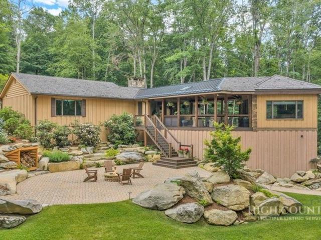 House for sale in Avery, North Carolina