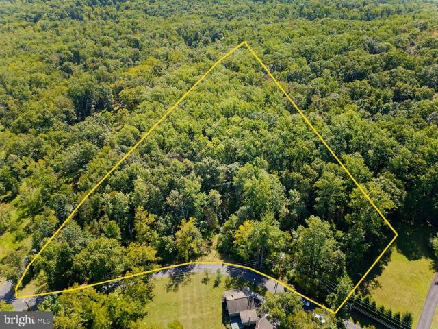 House for sale in Clay Ridge, Tinicum Township