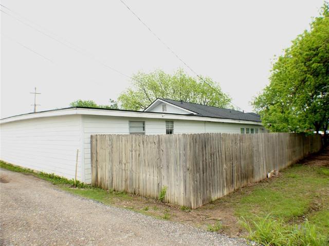 House for sale in Davis, Oklahoma
