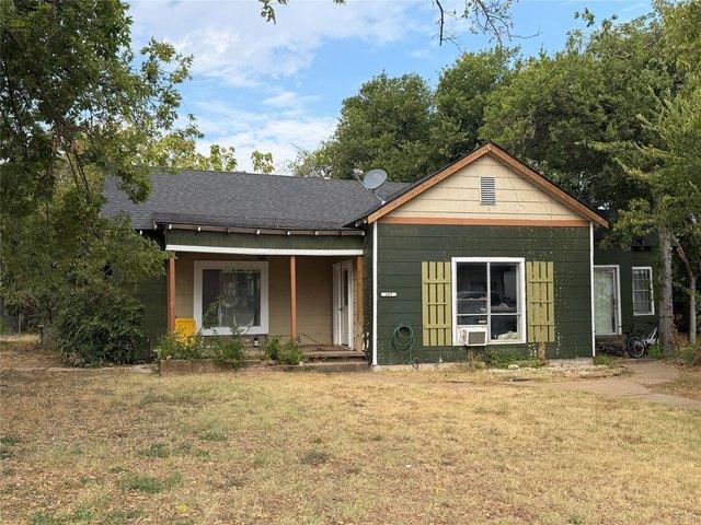 House for sale in Eastland, Texas