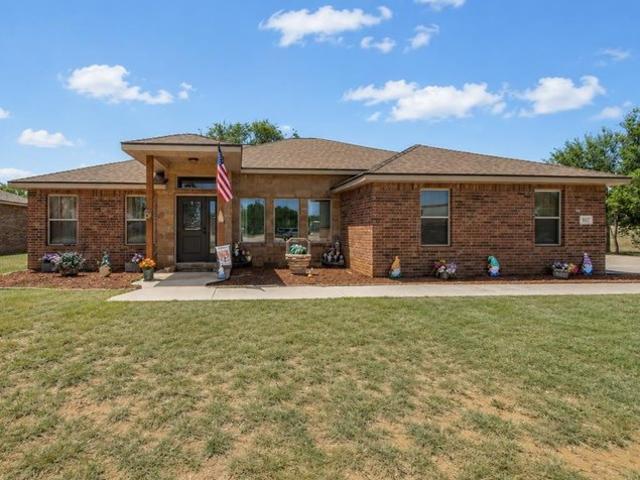 House for sale in Howard, Texas