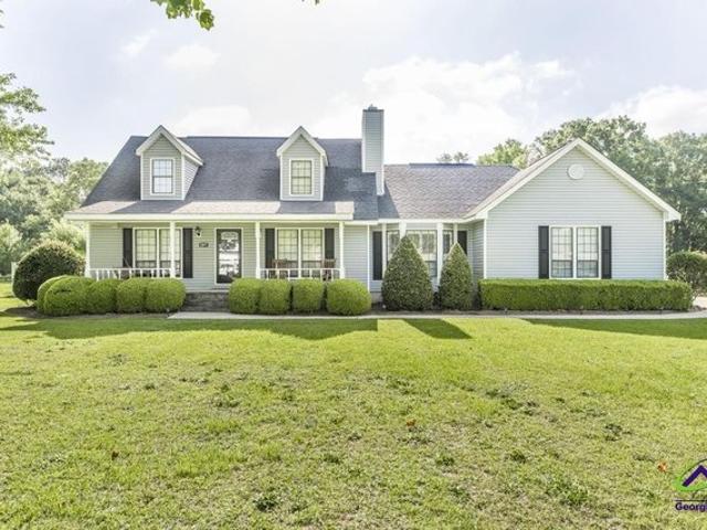 House for sale in Bonaire, Georgia