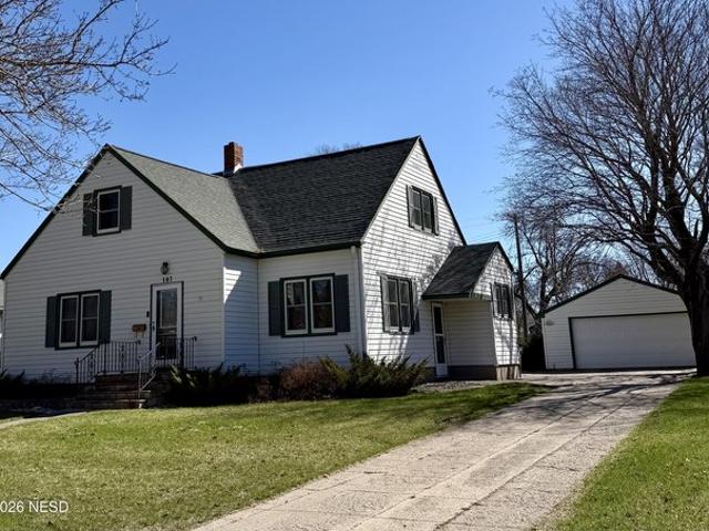 House for sale in Milbank, South Dakota