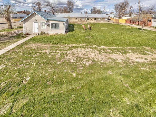 Commercial for sale in Ontario