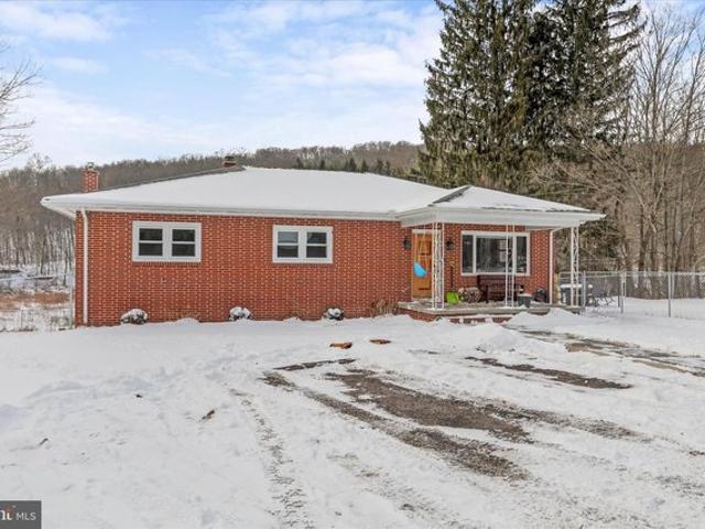 House for sale in Garrett, Maryland