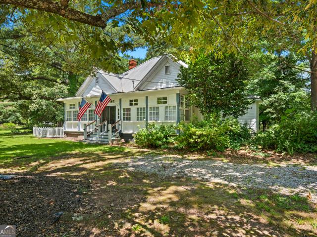 House for sale in Mansfield, Georgia