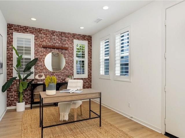 Condo for sale in Irvine, Orange County Great Park