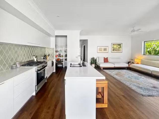 House for rent in Banksia Grove, Western Australia