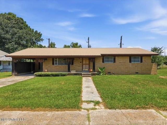 House for sale in Mendenhall, Mississippi