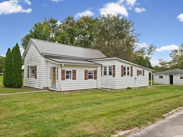 House for sale in Colfax, Clinton County