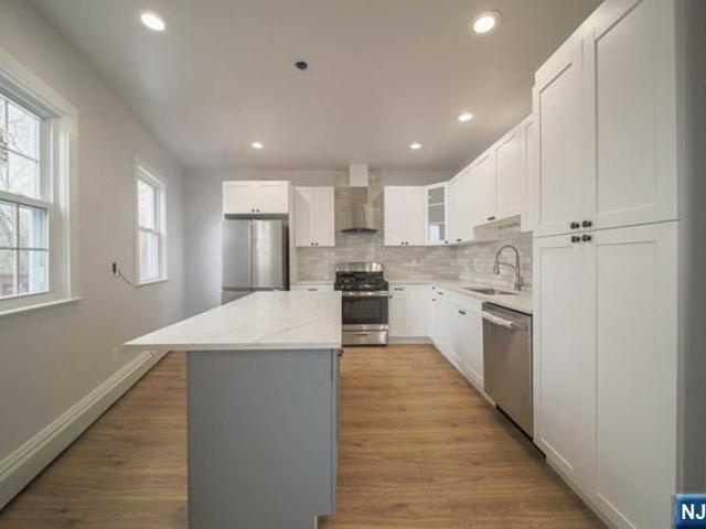 Commercial for sale in Little Ferry, New Jersey